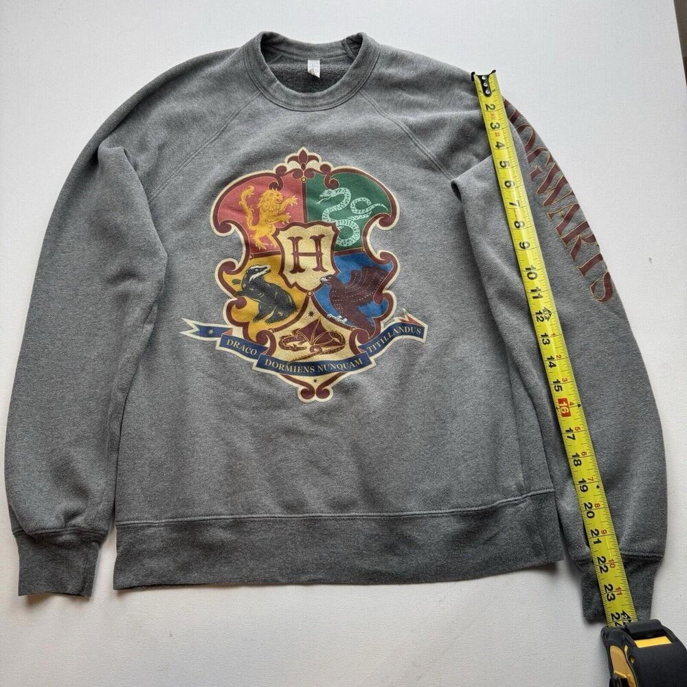 Harry Potter Hogwarts Sweatshirt Size S, SKU: 181-2637 - Picture 5 of 7